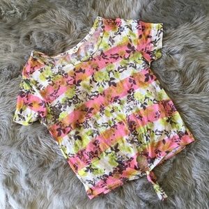 🌟 Free with any purchase 🌟 Front Tie Top